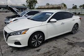 Nissan Altima 2022г.