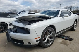 Dodge Challenger 2017г.