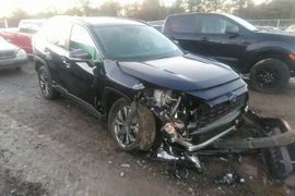 Toyota RAV4 Hybrid 2022г.