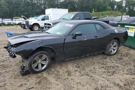 Dodge Challenger 2019г.