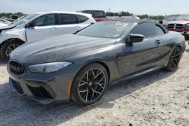 BMW M8 2022г.