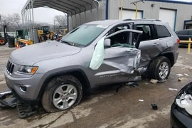 Jeep Grand Cherokee 2016г.