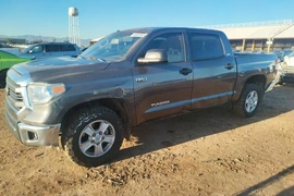 Toyota Tundra 2015г.