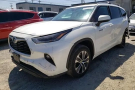 Toyota Highlander 2021г.