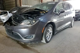 Chrysler Pacifica 2020г.