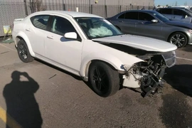 Dodge Avenger 2010г.