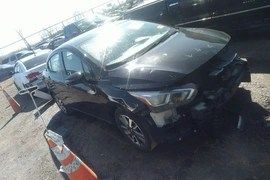 Nissan Versa 2020г.