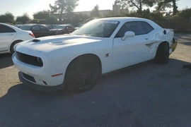 Dodge Challenger 2021г.