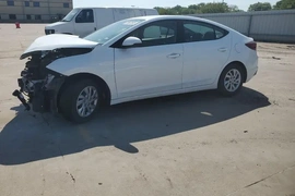 Hyundai Elantra 2019г.