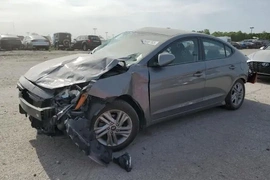 Hyundai Elantra 2020г.