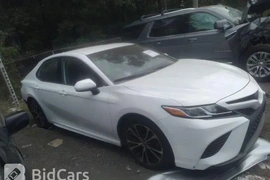 Toyota Camry 2020г.
