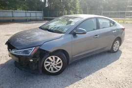 Hyundai Elantra 2019г.