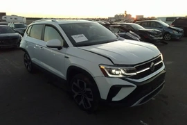 Volkswagen Taos 2022г.