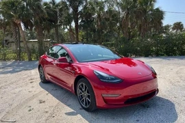 Tesla MODEL 3 2022г.