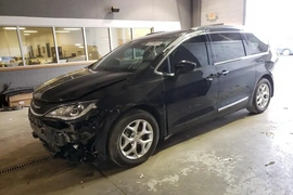 Chrysler Pacifica 2020г.