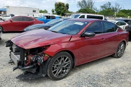 Nissan Altima 2023г.