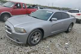 Dodge Charger 2013г.