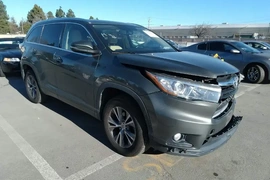 Toyota Highlander 2015г.