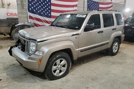 Jeep Liberty 2011г.