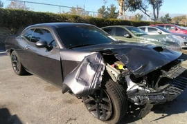 Dodge Challenger 2022г.