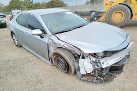 Toyota Camry Hybrid 2022г.