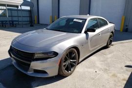 Dodge Charger 2017г.