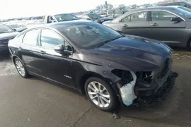 Ford Fusion Hybrid 2019г.