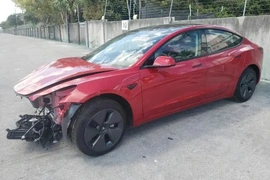 Tesla MODEL 3 2023г.