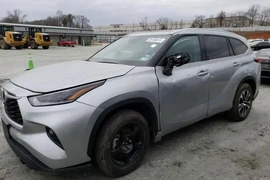 Toyota Highlander 2021г.