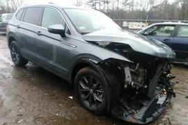 Volkswagen Tiguan 2022г.