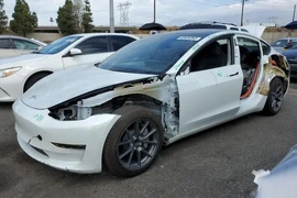 Tesla MODEL 3 2023г.