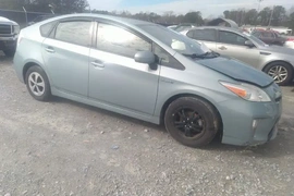 Toyota Prius 2012г.