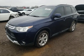 Mitsubishi Outlander 2015г.