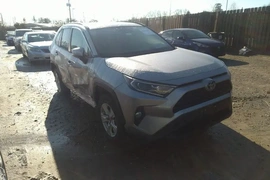 Toyota RAV4 Hybrid 2021г.