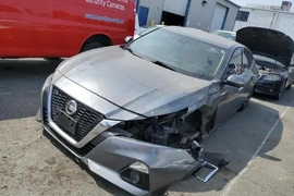 Nissan Altima 2020г.