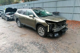 Subaru Outback 2020г.