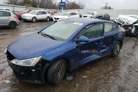 Hyundai Elantra 2019г.