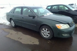 Toyota Avalon 2000г.