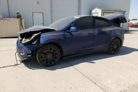 Tesla MODEL Y 2022г.