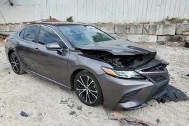 Toyota Camry 2020г.