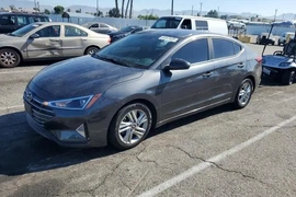 Hyundai Elantra 2020г.