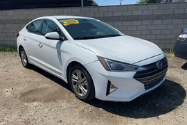 Hyundai Elantra 2019г.