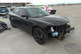 Dodge Charger 2022г.