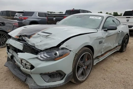 Ford Mustang 2022г.