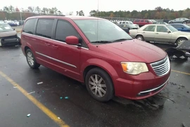 Chrysler Town & Country 2015г.