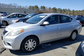 Nissan Versa 2013г.