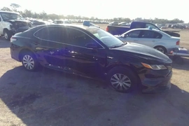 Toyota Camry Hybrid 2020г.