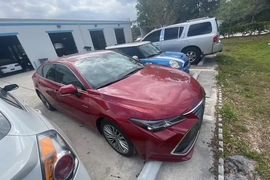 Toyota Avalon Hybrid 2021г.