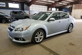 Subaru Legacy 2013г.