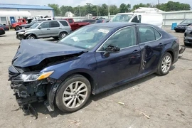 Toyota Camry 2021г.